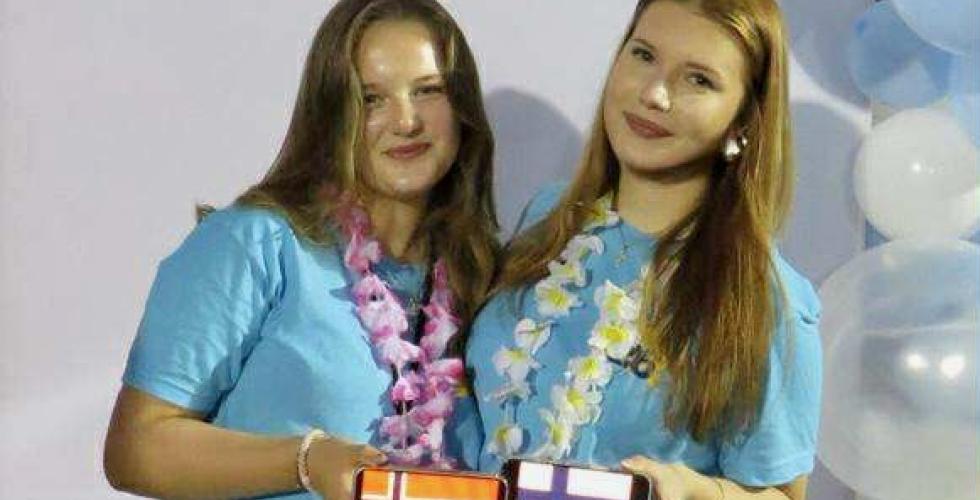 Iida sammen med sin norske venninne. 