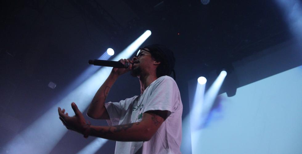 Earl Sweatshirt er tett p&aring; publikum, uten noe j&aring;lete sceneshow