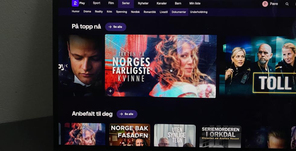 "Jakten p&aring; Norges farligste kvinne" er p&aring; topp n&aring; p&aring; TV 2 Play.
