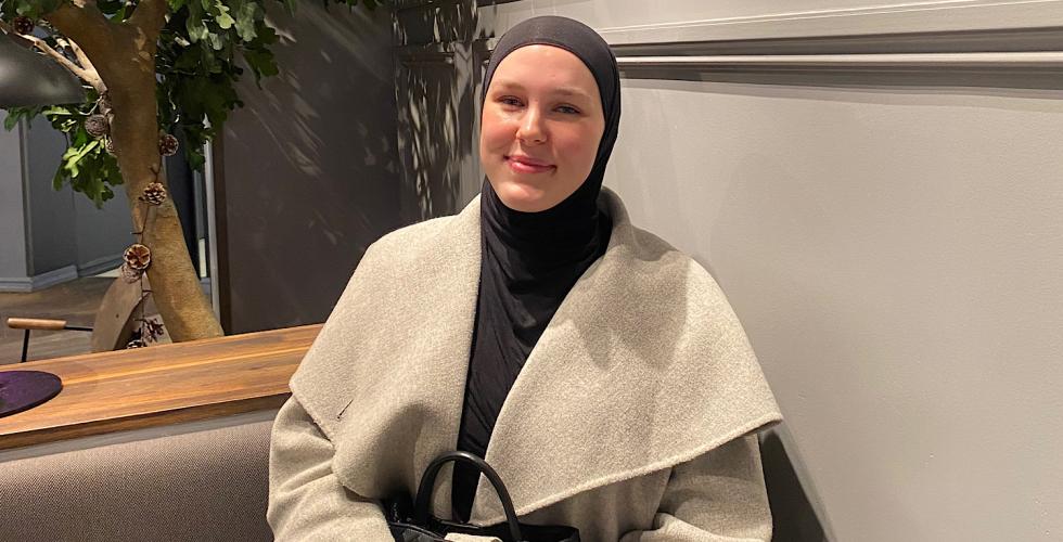Nadia Isabell m&oslash;ter oss f&oslash;r Iftar 