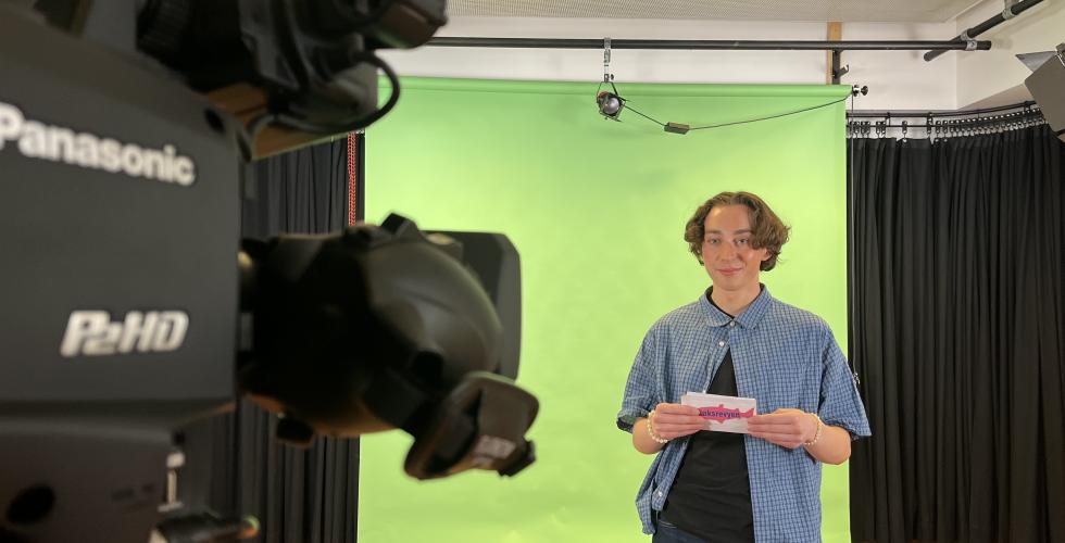 Programleder i Laksrevyen 