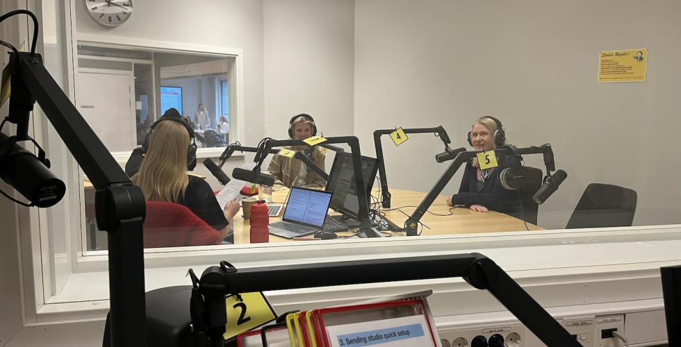 Debatt med KS Avdelingsdirekt&oslash;r Kristin Holm Jensen og Elisabeth Hekneby