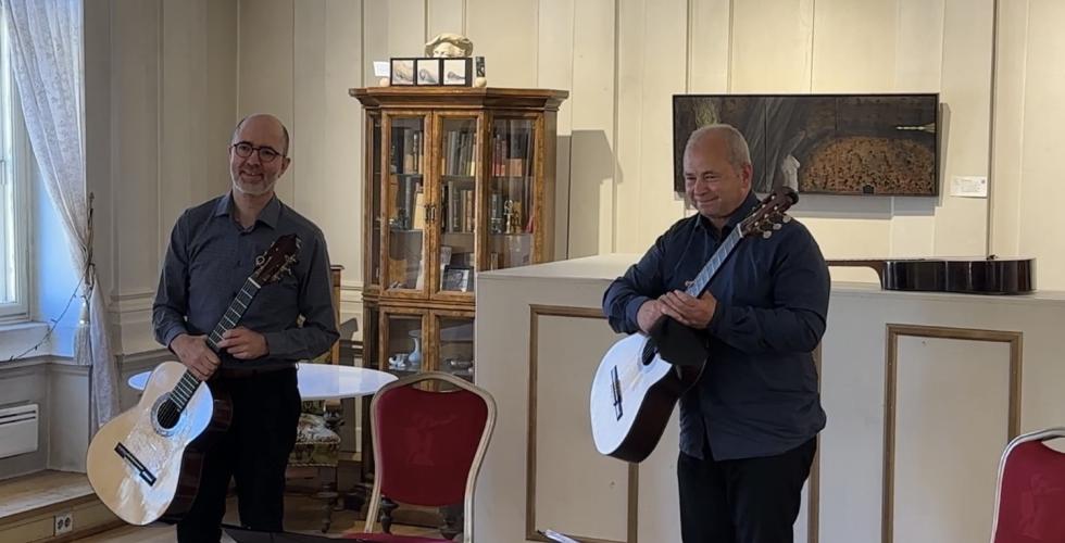 Gitaristene - &Aring;smund Stener Olsen og Vegard Lund