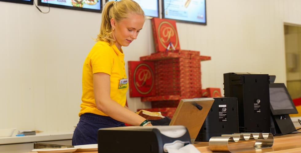 Kamilla L&oslash;yning jobber p&aring; Foldvik