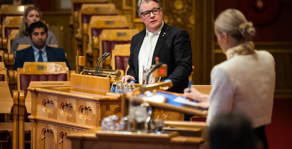 Per-Willy Amundsen avbildet på Stortinget