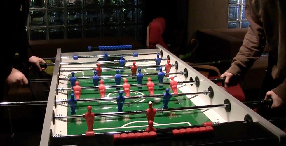 To gutter spiller foosball