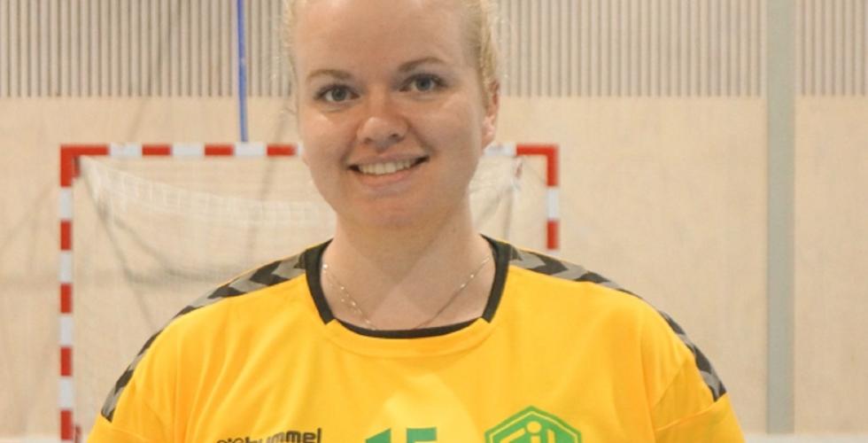 Vilde Isaksen på håndballbanen. 