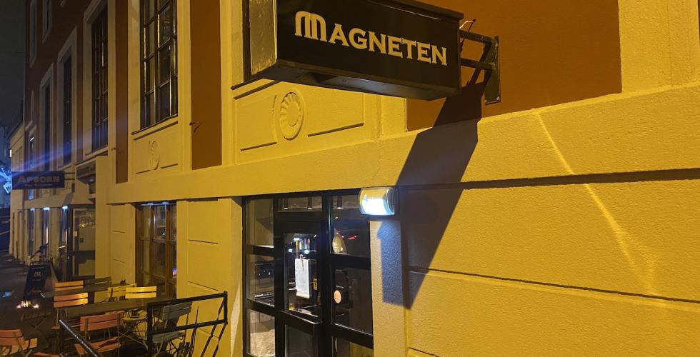 Inngangspartiet til Magneten pub