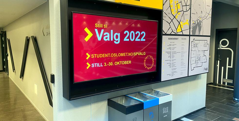 Reklameplakat med oppfordring til å stille til studentparlamentsvalg