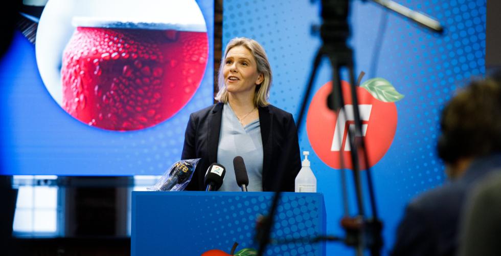 Sylvi Listhaug under Frps fremleggelse av alternativt budsjett.